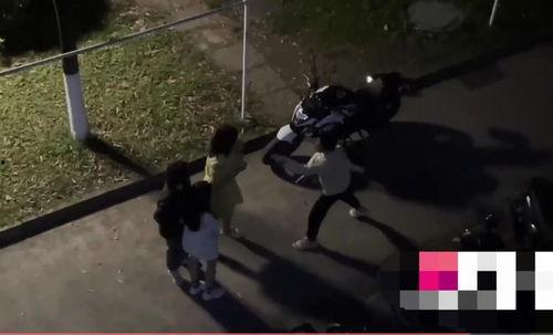 怎么看吃瓜的恐怖视频呢,揭秘“吃瓜”恐怖视频背后的心理效应  第3张