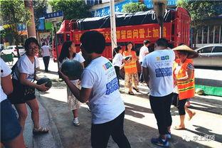 成都疫情下吃瓜群众视频,街边视频记录的市井百态  第3张