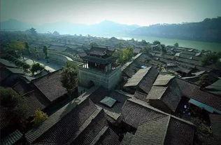 阆中古城吃瓜事件视频播放,视频曝光引发网友热议  第3张