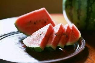 吃瓜群众观看西瓜视频,揭秘吃瓜群众热爱的西瓜视频  第3张