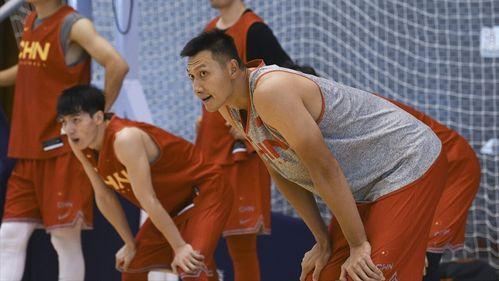 易建联吃瓜视频免费观看,揭秘篮球巨星幕后趣事  第3张