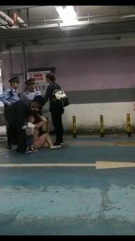 库尔勒吃瓜现场事件视频,一场意外的网络狂欢瞬间走红  第2张