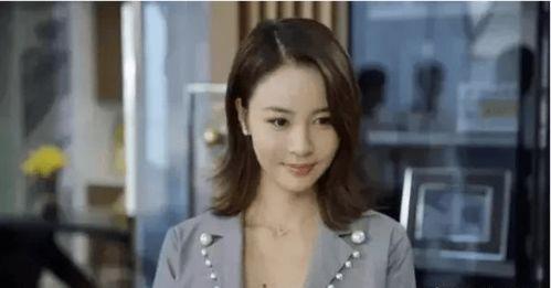 邵雯吃瓜样子真实图片视频,真实还原的可爱日常