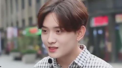 情侣吵架视频吃瓜,甜蜜还是硝烟？  第2张