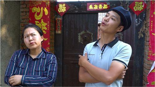 老公啃瓜给媳妇吃视频大全,老公啃瓜喂媳妇，温馨视频大盘点  第3张