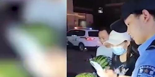 未成年人吃瓜拍别人吵架视频,围观网络吵架视频现象解析  第2张