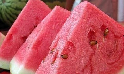 瓜皮吃瓜搞笑视频  第2张