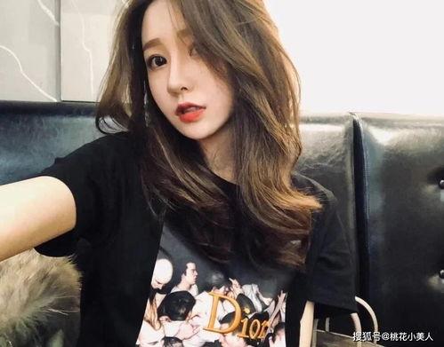 抖音小雪吃瓜视频大全,揭秘娱乐圈幕后故事  第2张