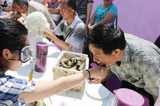 成都酒吧吃瓜事件视频,一场意外引发的社交风波  第2张