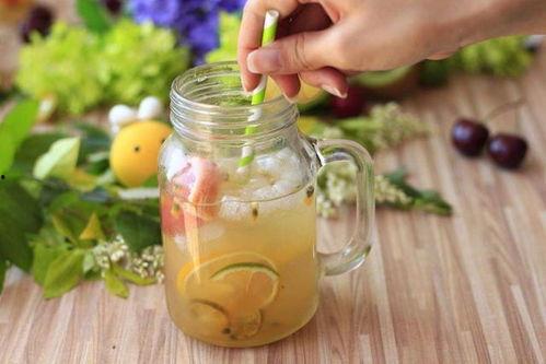 吊瓜能沾蜂蜜吃吗视频讲解,吊瓜沾蜂蜜的食用方法与注意事项  第2张