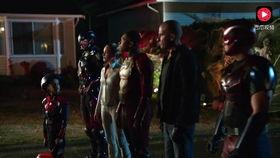 百变姐妹排队吃瓜视频播放,视频播放引爆网络热潮