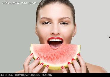 深圳吃瓜美女图片视频大全,时尚与美味的视觉盛宴  第2张